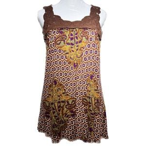 Delias Flowy Crochet Top